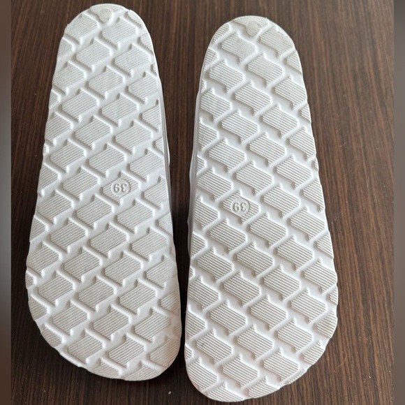 Goosecret Women's Platform Sandals in white - Picture 3 of 3